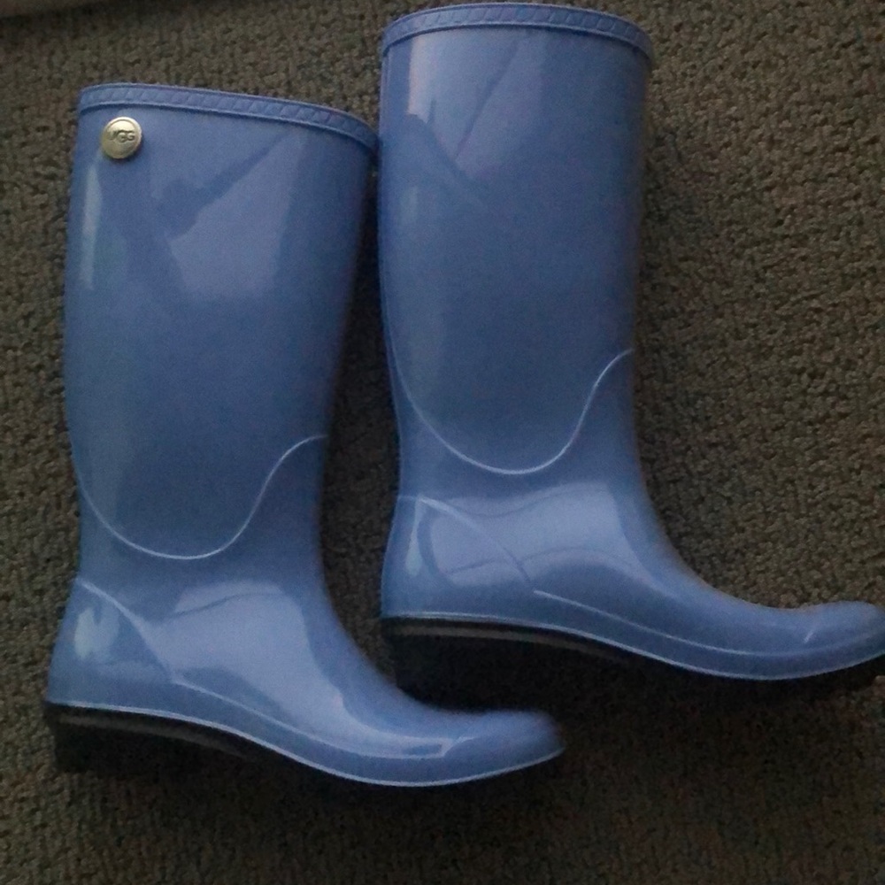Ugg rain boots